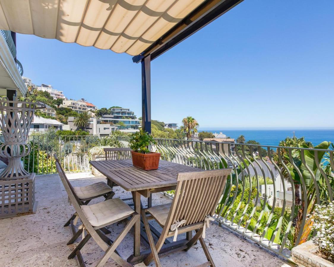 Villa Del Mar - "Luxurious En-Suite Bedroom With Lounge And Stunning Sea View Balcony In Bantry Bay" Cape Town Bagian luar foto